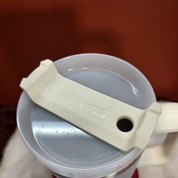 NWOT Stanley Thermal Insulated 40oz Handled Cup with Screw on Lid BPA Free NWOT - Picture 3 of 5